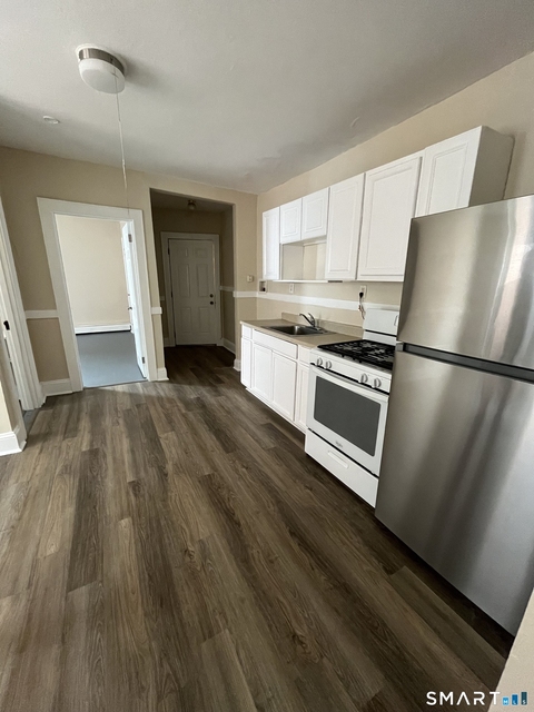 157 Wilcox Street - Photo 1