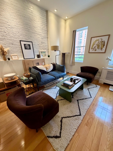 172 East 91st Street - Photo 1