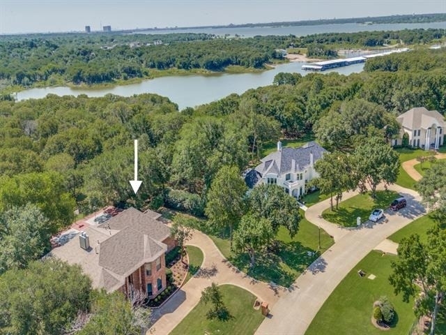 1908 Peninsula Drive - Photo 1