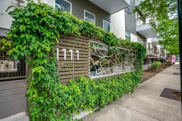 1111 S Akard Street - Photo 1