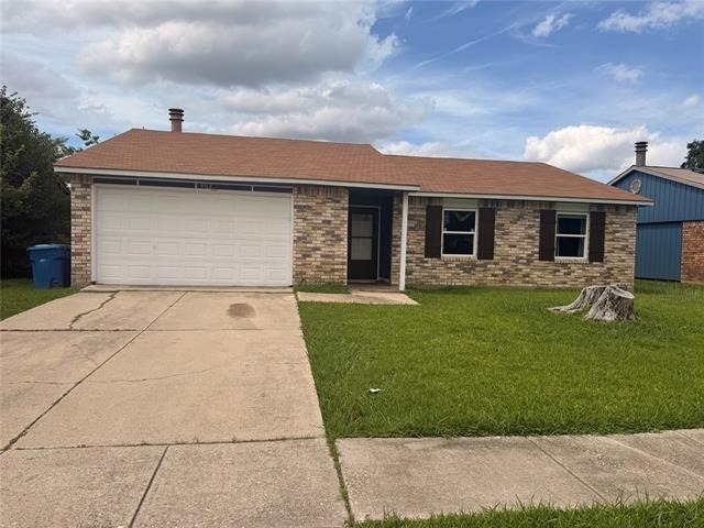 5512 Rutledge Drive - Photo 1
