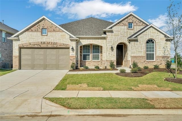 4523 Westminster Avenue - Photo 1