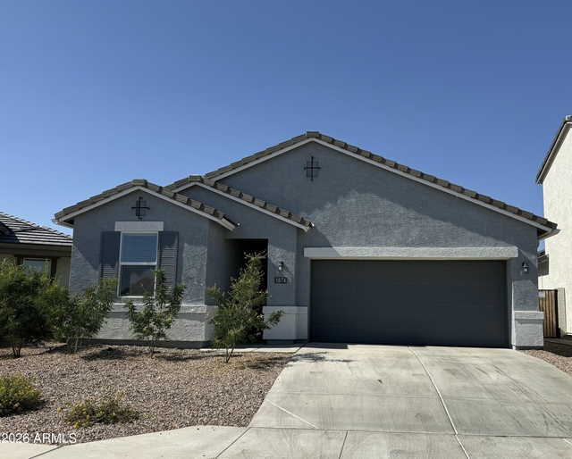 1874 W Starfire Avenue - Photo 1