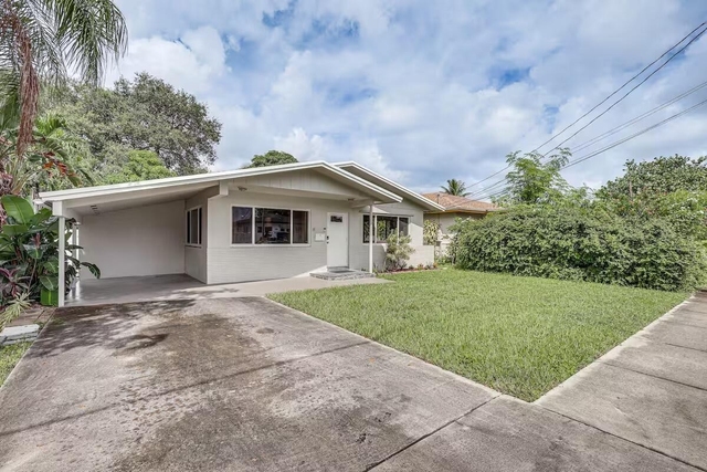 124 Sw 2nd Avenue - Photo 1
