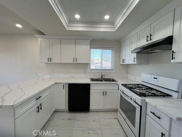7891 Ellis Avenue - Photo 1