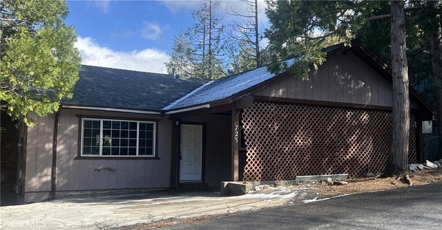 725 Tyrol Drive - Photo 1