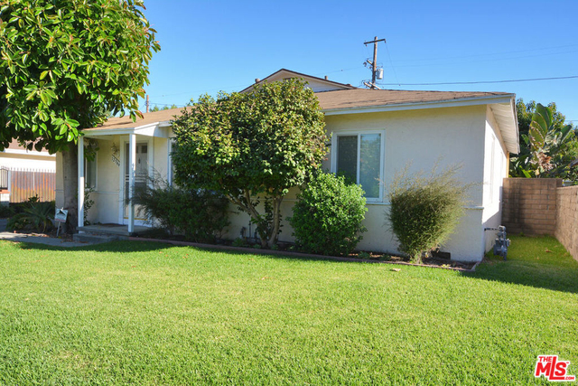 12944 Haynes Street - Photo 1