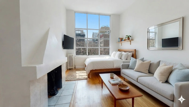  West 8th Street - Photo 1