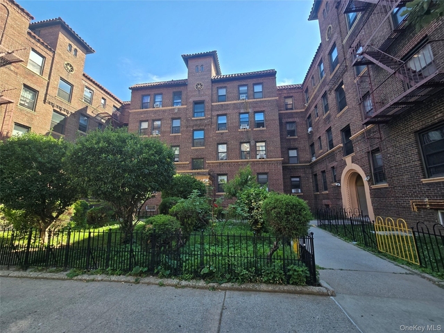 62-64 Saunders Street - Photo 1
