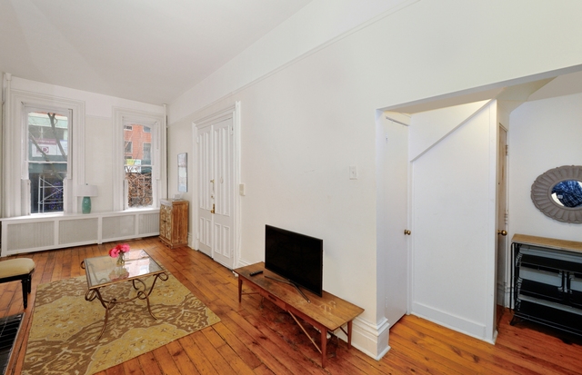 251 East 49th Street, New York - Photo 1