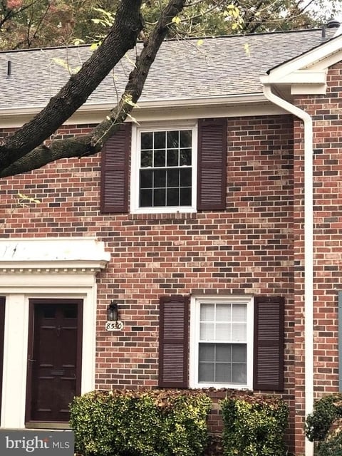 8550 Barrington Court - Photo 1