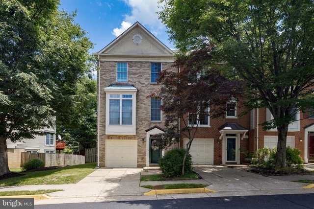 3945 Kathryn Jean Court - Photo 1