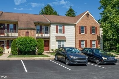 305 Westridge Circle - Photo 1