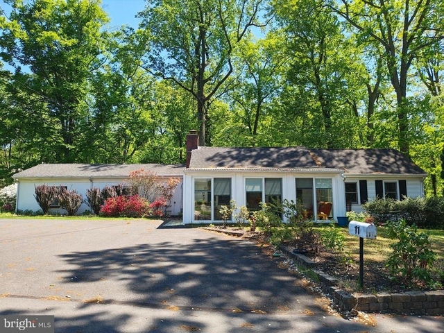 11 Sylvan Avenue - Photo 1