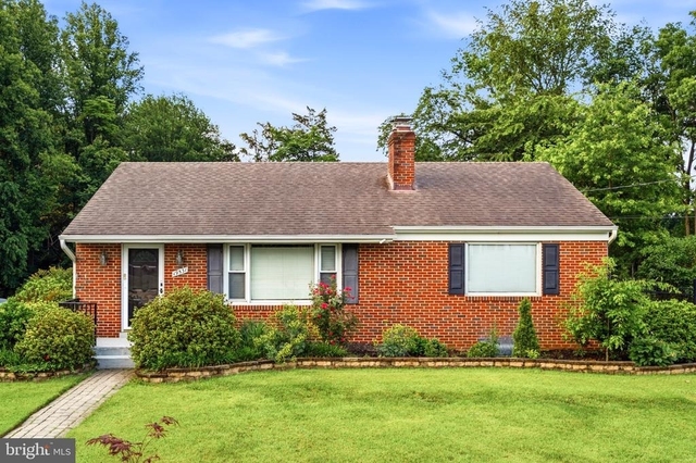 19531 Scenery Drive - Photo 1