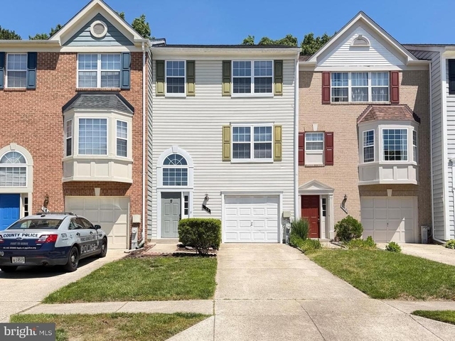 188 Pinecove Avenue - Photo 1