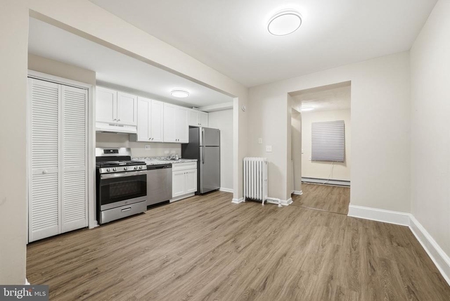 711 Harvard Street Nw - Photo 1