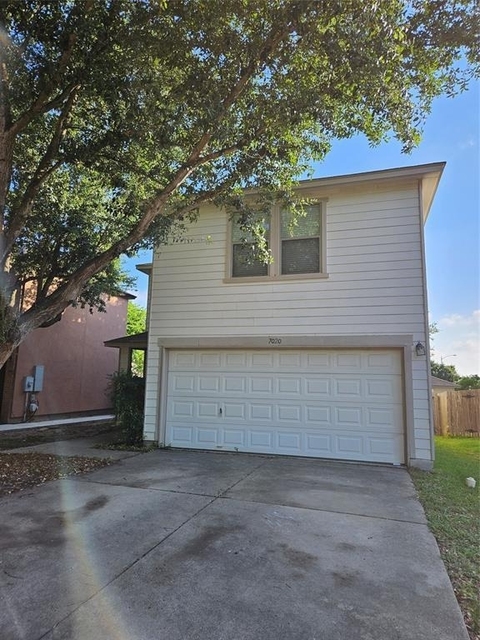 7020 Doyal Dr - Photo 1