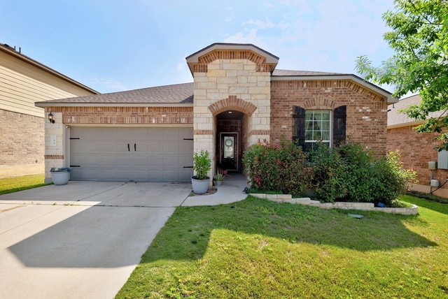 744 Hoot Owl Ln S - Photo 1