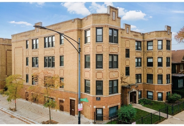 4226 N Clark Avenue - Photo 1