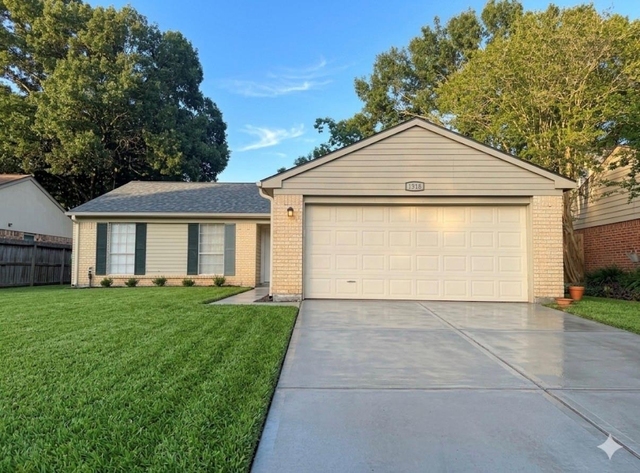 1318 Sand Stone Drive - Photo 1