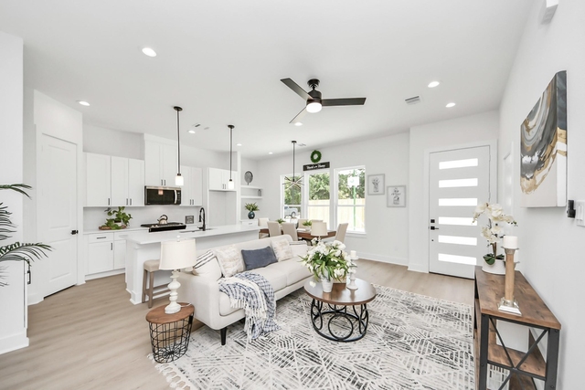 860 Rachel Street - Photo 1