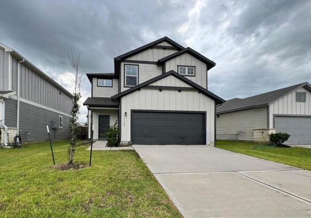 17823 Pumpkin Vine Drive - Photo 1