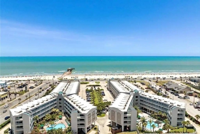 6102 Seawall Blvd - Photo 1
