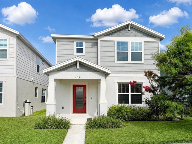 2092 Cross Prairie Parkway - Photo 1