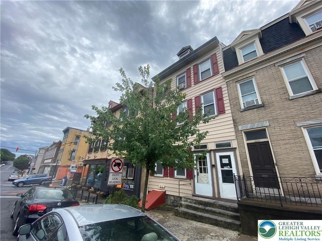 706 Northampton Street - Photo 1