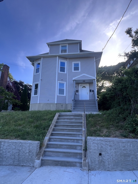 335 Ridgefield Avenue - Photo 1