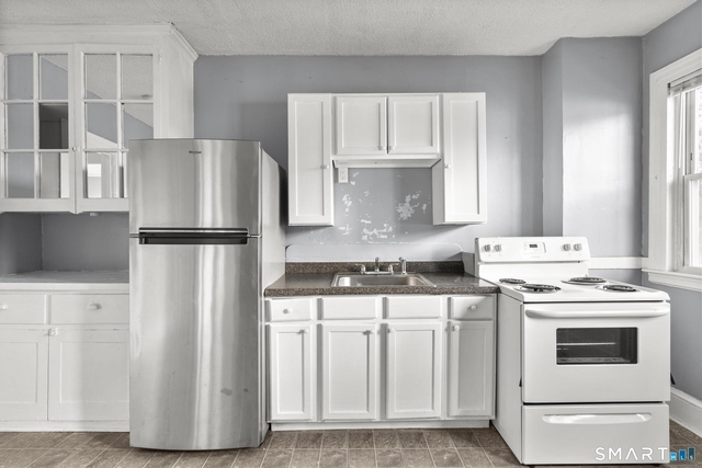 38 Beacon Street - Photo 1
