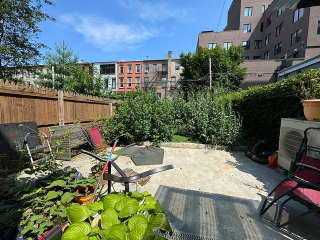 225 Halsey Street - Photo 1