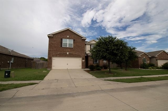 223 Magnolia Drive - Photo 1