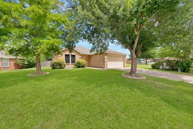1002 Manassas Drive - Photo 1