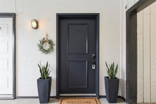 2627 Douglas Avenue - Photo 1