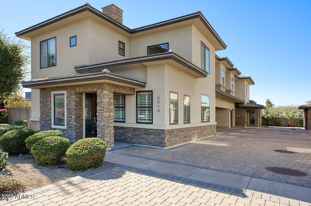 5010 N 34th Street - Photo 1