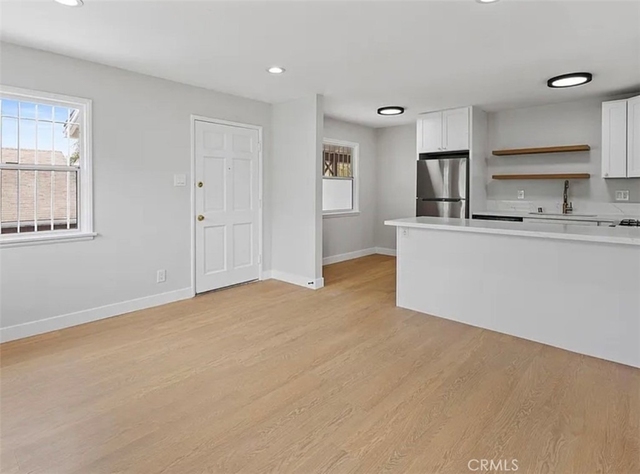 1109 E 3rd - Photo 1