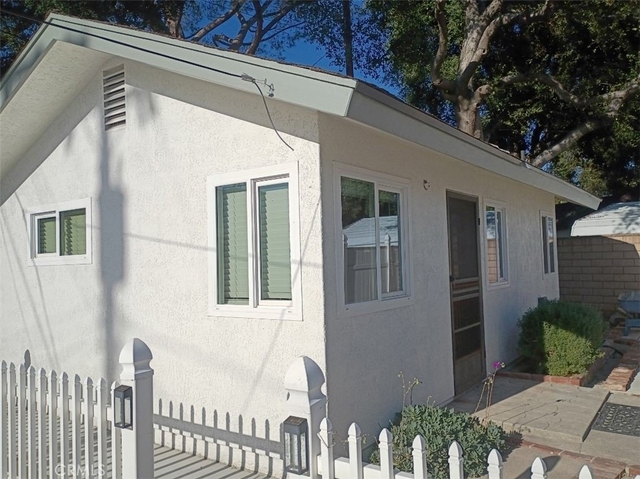 947 E Cypress Avenue - Photo 1