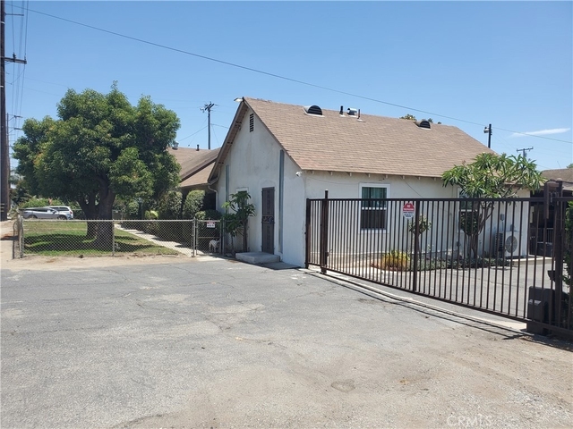 5095 Phillips - Photo 1
