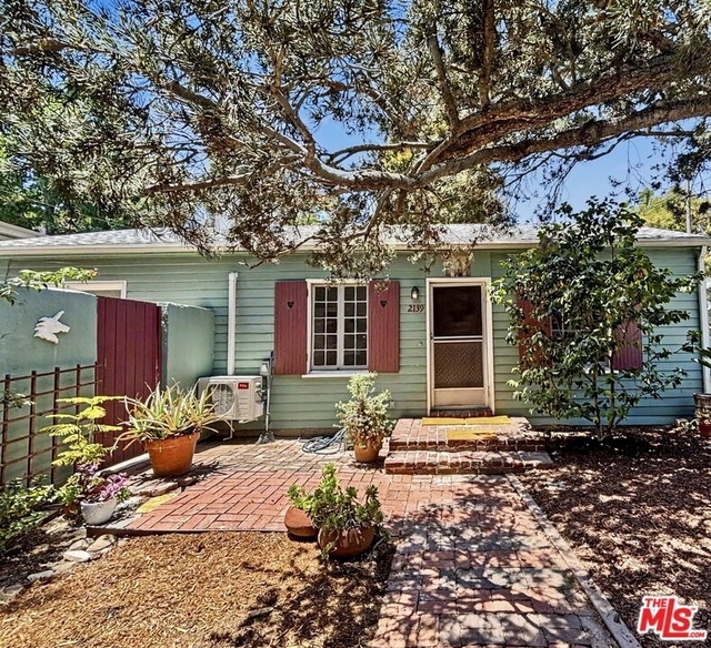 2139 Holly Drive - Photo 1