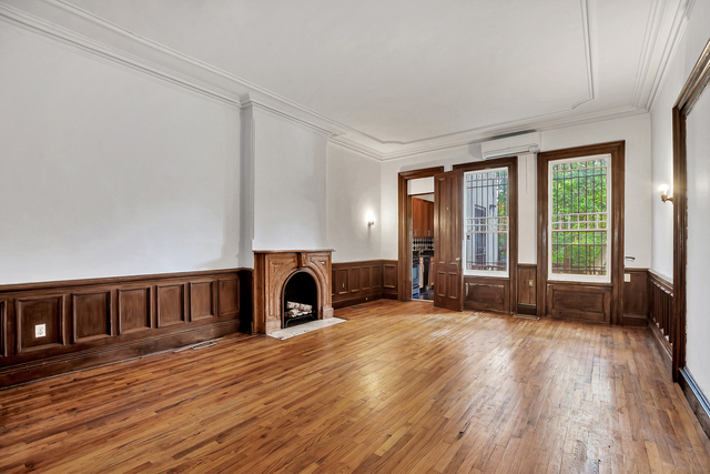 457 Clinton Avenue - Photo 1