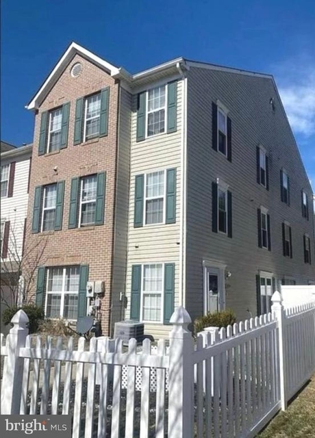 1829 Watch House Circle S - Photo 1