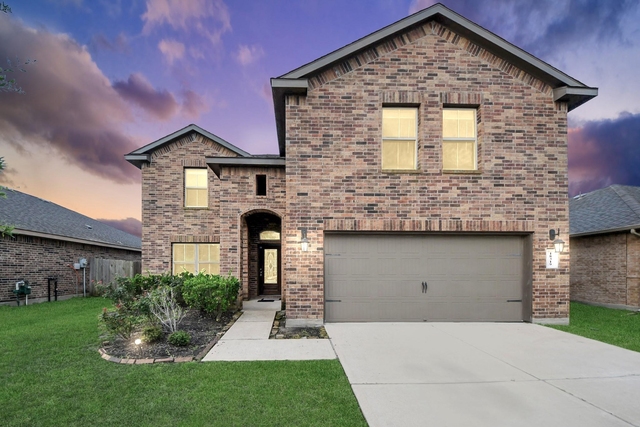18319 Pin Oak Lake Drive - Photo 1