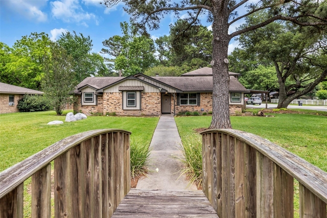 22502 Fields Lane - Photo 1
