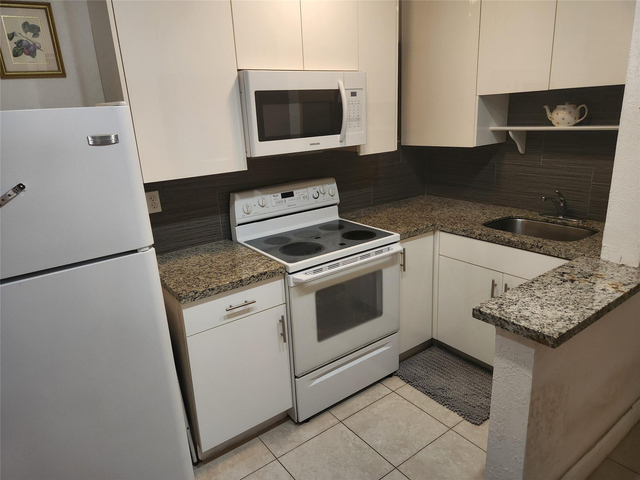 1597 Ne 53rd Court - Photo 1