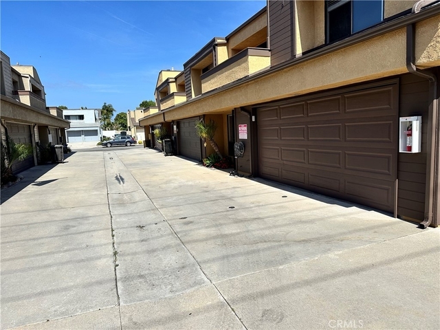 16592 Jib Circle - Photo 1