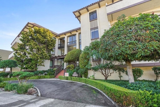 1427 Floribunda Avenue - Photo 1