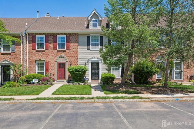 79-79 Chelsea Court - Photo 1