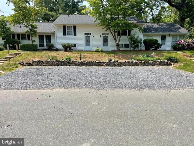 216 Maple Street - Photo 1